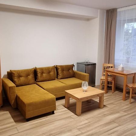 Ubytovanie Funstar Topoľčany Buitenkant foto
